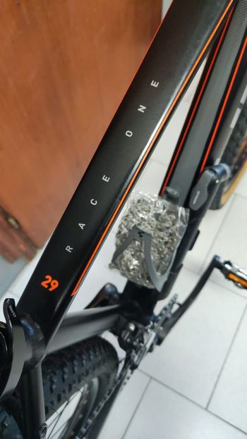 Used CUBE Race One 2015 Mountainbike, Black — image 3 of 19