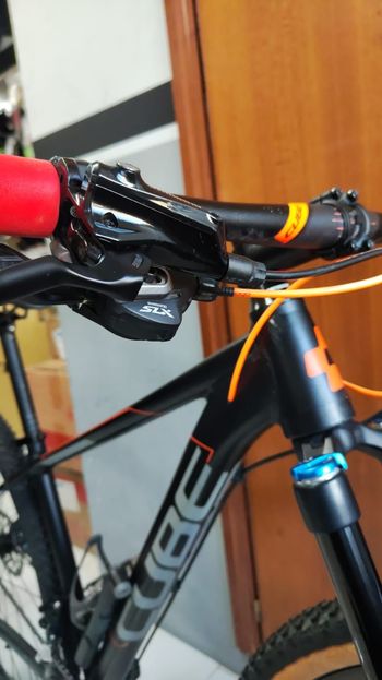 Used CUBE Race One 2015 Mountainbike, Black — image 7 of 19