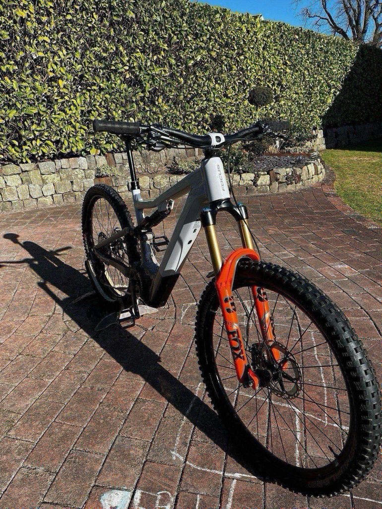 Used Focus SAM² 6.0 2023 2023 Mountainbike — image 7 of 10
