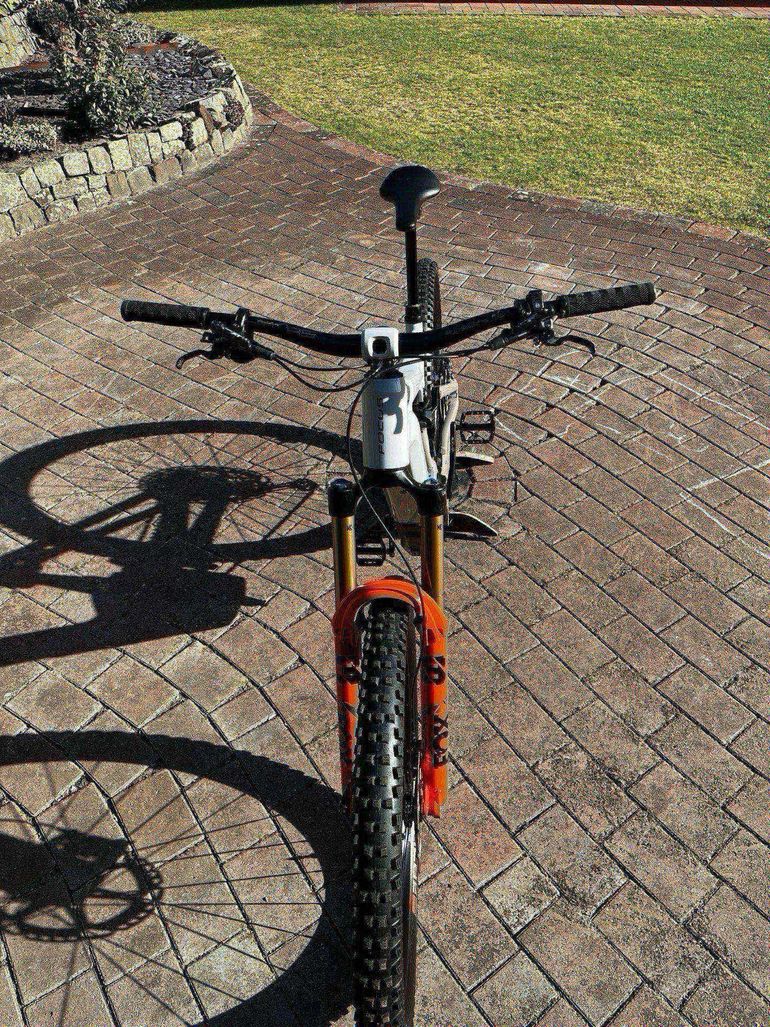 Used Focus SAM² 6.0 2023 2023 Mountainbike — image 1 of 10
