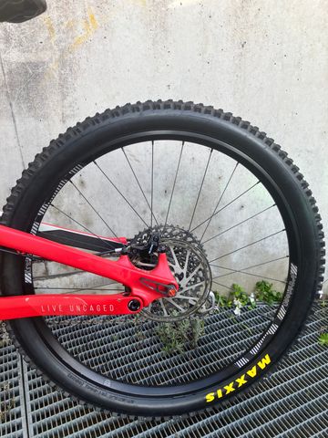 YT Industries JEFFSY 27 CF Pro 2019 2019 Mountainbike usato, Rosso — immagine 6 di 23