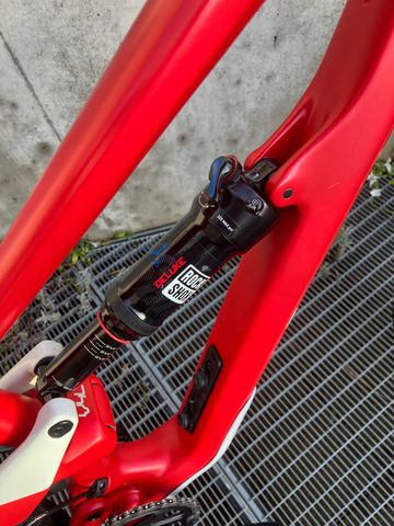 YT Industries JEFFSY 27 CF Pro 2019 2019 Mountainbike usato, Rosso — immagine 17 di 23