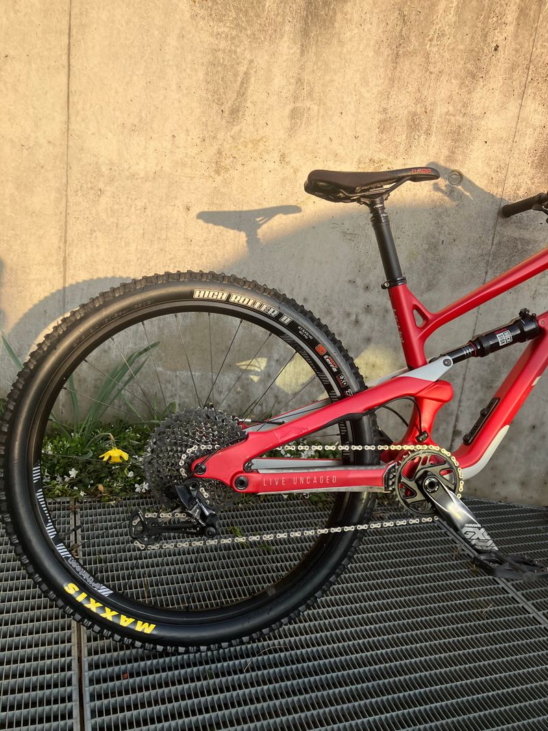 YT Industries JEFFSY 27 CF Pro 2019 2019 Mountainbike usato, Rosso — immagine 10 di 23