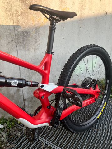 YT Industries JEFFSY 27 CF Pro 2019 2019 Mountainbike usato, Rosso — immagine 14 di 23