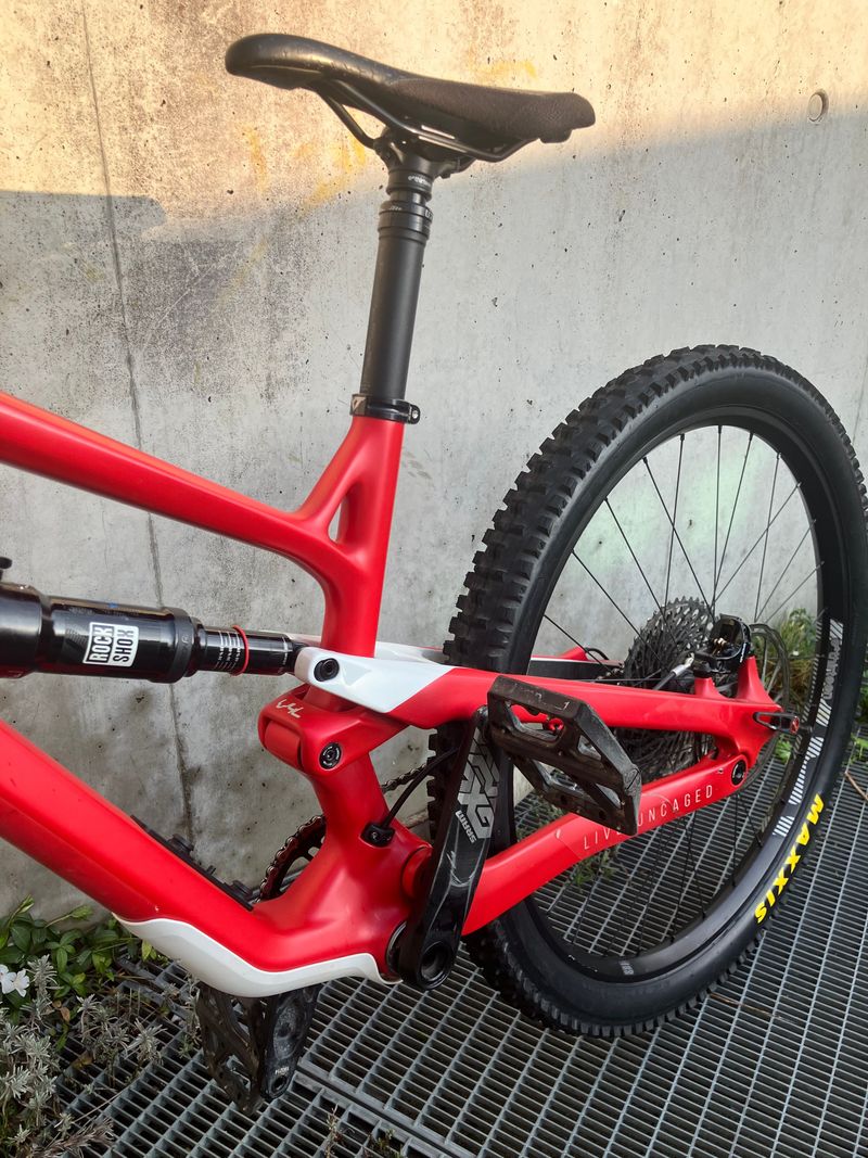 YT Industries JEFFSY 27 CF Pro 2019 2019 Mountainbike usato, Rosso — immagine 14 di 23