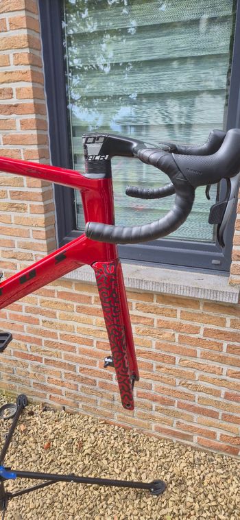 Used Vitus Zx-1 SRAM Force eTap AXS 2022 Road & Gravel, Red — image 4 of 8