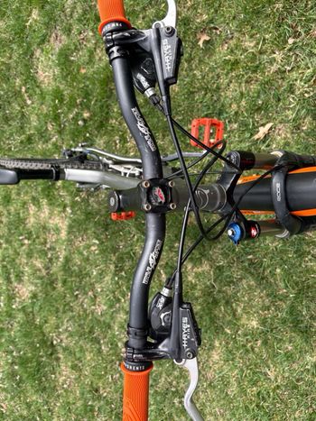 Used Giant Trance 1 2007 Mountainbike, Light Gray — image 4 of 8