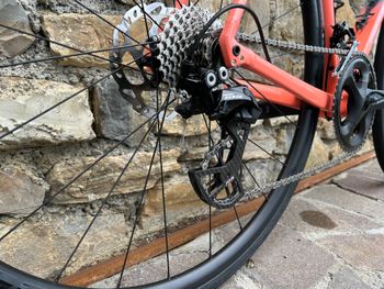 Used Trek Émonda ALR 5 2025 2025 Road & Gravel — image 7 of 11