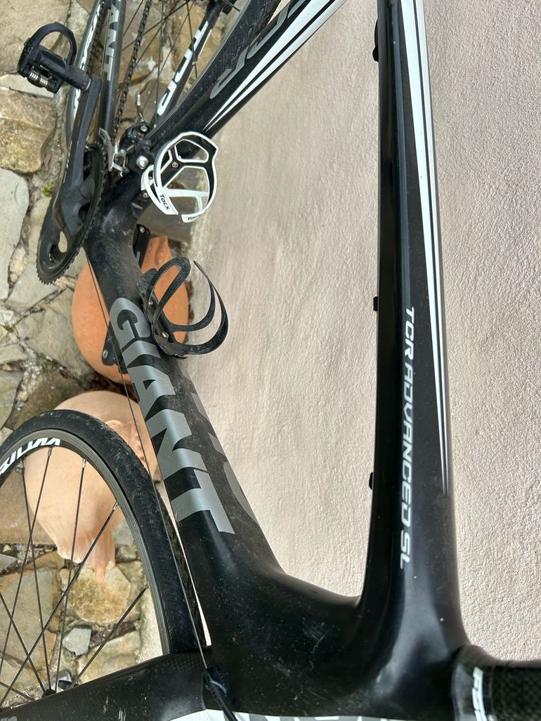 Used Giant Tcr Shimano 105 2011 Road & Gravel, Schwarz — image 4 of 8