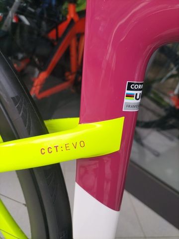 Tweedehands Corratec Evo Team Replica 2024 Road & Gravel — afbeelding 6 van 16