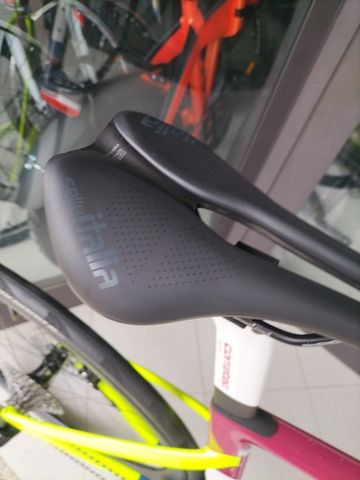 Tweedehands Corratec Evo Team Replica 2024 Road & Gravel — afbeelding 10 van 16
