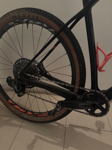 Used Orbea ALMA M30 2018 2018 Mountainbike, Black, 27.5, 29 — image 4 of 9