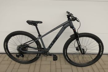 Brugt Cube AIM XS 27.5 2024 Mountainbike — billede 1 af 10