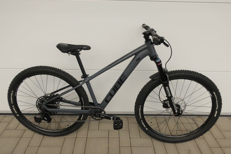 CUBE Cube AIM XS 2024