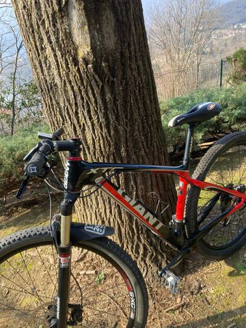 Used Giant XTC Advanced 29 2 2017 2017 Mountainbike, Black — image 8 of 13