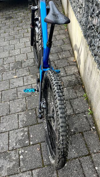 Canyon Torque CF 7.0 2019 2019 Mountainbike usato, Blu — immagine 6 di 13