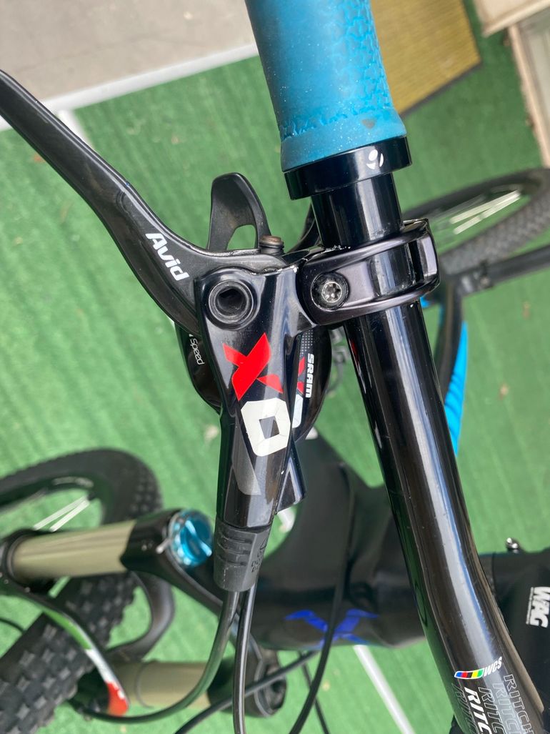 Used Axevo axsevo 2015 Mountainbike, Black — image 8 of 11