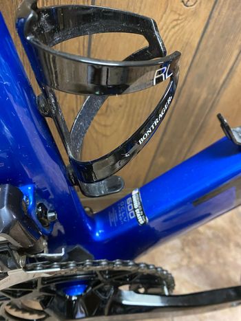 Used Trek Madone 9.9 2018 2018 Road & Gravel, Blue — image 13 of 34