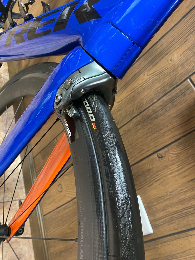 Used Trek Madone 9.9 2018 2018 Road & Gravel, Blue — image 6 of 34
