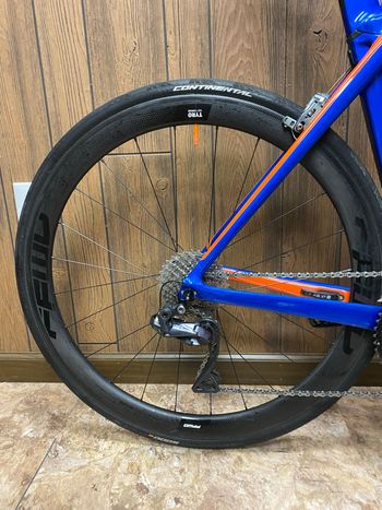 Used Trek Madone 9.9 2018 2018 Road & Gravel, Blue — image 11 of 34