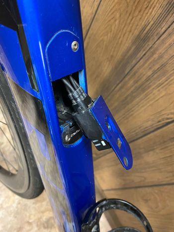 Used Trek Madone 9.9 2018 2018 Road & Gravel, Blue — image 34 of 34