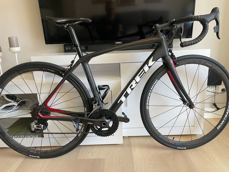 Brugt Trek Domane SRAM Red eTap AXS 2018 Road & Gravel — billede 1 af 4