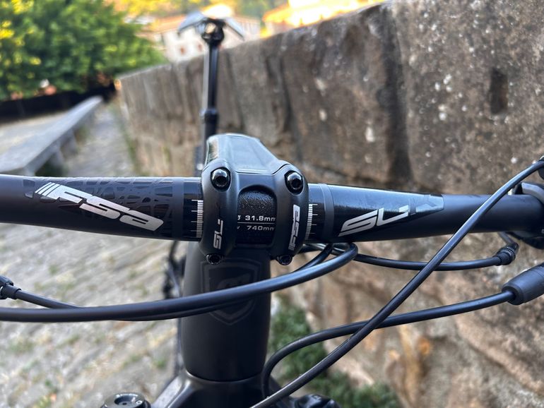 Gebrauchtes Mendiz X21 SL 2024 Mountainbike, Schwarz — Bild 2 von 13