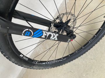Used Orbea OIZ M50 2018 2018 Mountainbike, White, 27.5, 29 — image 5 of 10