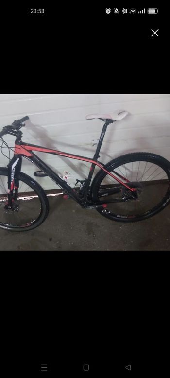 Gebrauchtes CUBE Race Shimano Deore XT 2017 Mountainbike, Rot — Bild 1 von 6