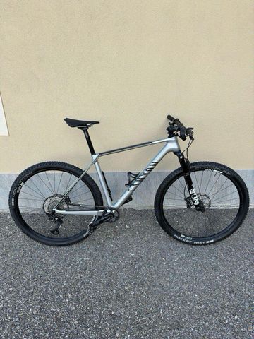 Used Canyon Exceed CF 8 2022 2022 MTB