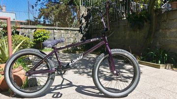 GT BMX 2018 Mountainbike de segunda mano, Morado — imagen 3 de 8