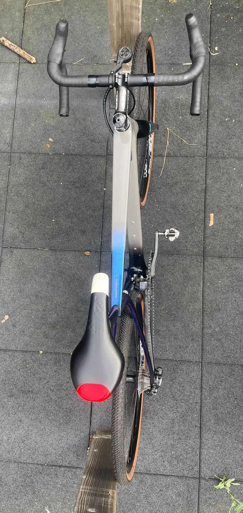 Used Cannondale Supersix Shimano Ultegra Di2 2021 Road & Gravel, Light Gray — image 7 of 7
