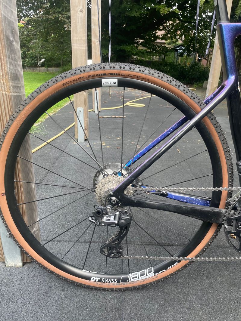 Used Cannondale Supersix Shimano Ultegra Di2 2021 Road & Gravel, Light Gray — image 4 of 7