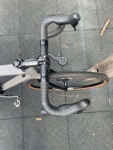 Used Cannondale Supersix Shimano Ultegra Di2 2021 Road & Gravel, Light Gray — image 3 of 7