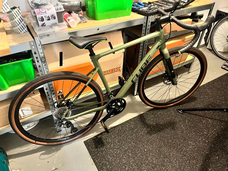 Used CUBE NUROAD RACE 2022 2022 Road & Gravel, Green — image 2 of 4