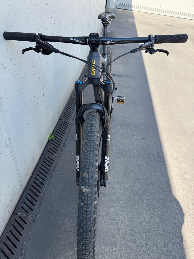 Used BMC Teamelite 01 THREE 2018 2018 Mountainbike, Light Gray, 29 — image 3 of 10