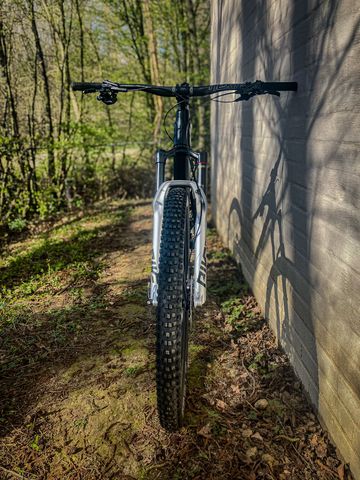 Used YT Industries Izzo SRAM GX Eagle AXS 2022 Mountainbike, Black — image 5 of 8