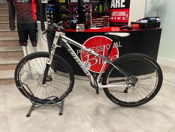 Used Cannondale F-si Carbon 2 lefty 2017 2017 Mountainbike, White — image 2 of 3
