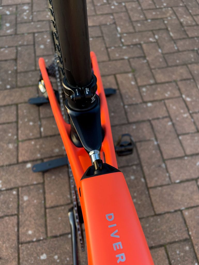 Used Specialized Diverge STR Pro 2022 2022 Road & Gravel, Orange — image 8 of 10