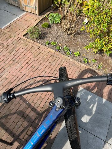Used Trek Procaliber 9.7 2024 2024 Mountainbike, Blue, 29 — image 4 of 4