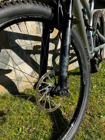 Tweedehands Cannondale Habit Carbon 2 2019 2019 Mountainbike — afbeelding 7 van 9