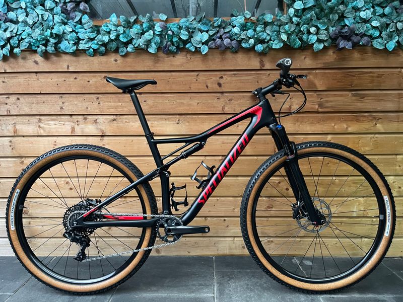 Tweedehands Specialized EPiC Carbon, Sram GX 11 Speed, Rock Shox Reba, Grosse L, 29 Zoll 2022 MTB