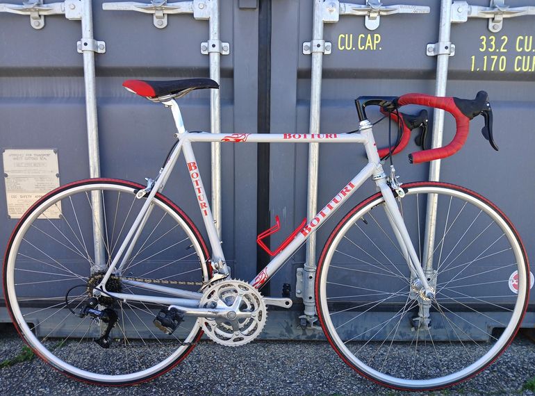 Used Vitus Botturi 1985 Road & Gravel, White — image 1 of 11