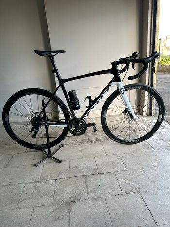 Scott Addict 30 disc 2019 2019 Road & Gravel usato, Bianco — immagine 5 di 6
