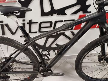 Used Trek Procaliber 9.8 2019 Mountainbike, Black — image 8 of 16