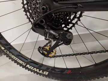 Used Trek Procaliber 9.8 2019 Mountainbike, Black — image 4 of 16