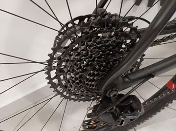 Used Trek Procaliber 9.8 2019 Mountainbike, Black — image 5 of 16