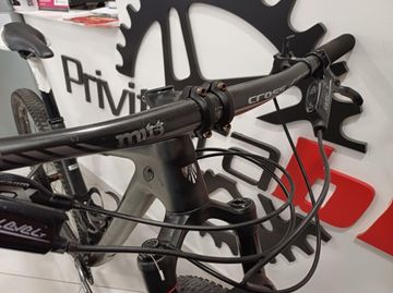 Used Trek Procaliber 9.8 2019 Mountainbike, Black — image 9 of 16