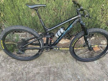 Used Trek Slash 8 2020 2020 Mountainbike, Black, 29 — image 4 of 4