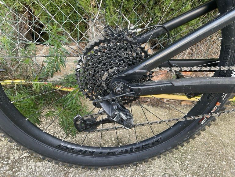 Used Trek Slash 8 2020 2020 Mountainbike, Black, 29 — image 3 of 4